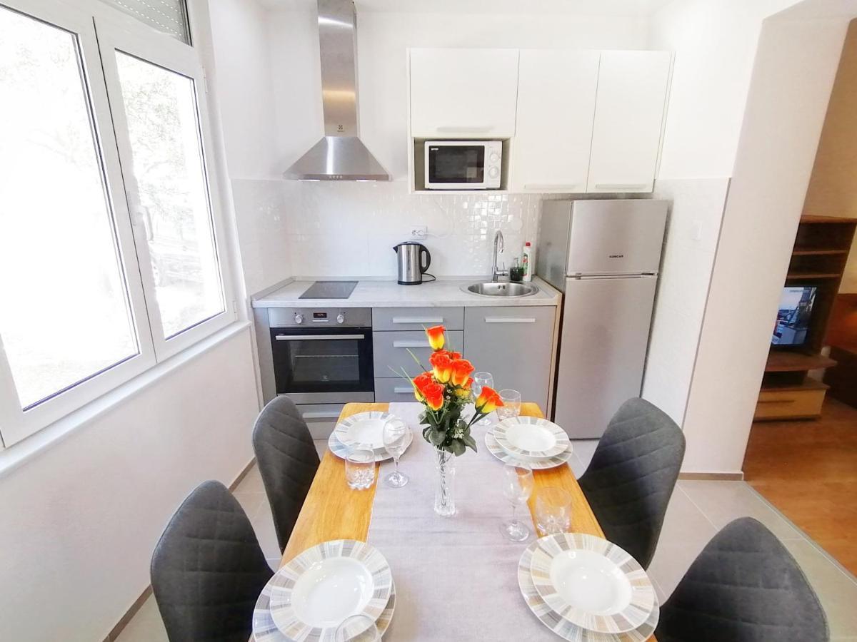 Apartmani Buljubasic Baška Voda Exterior foto